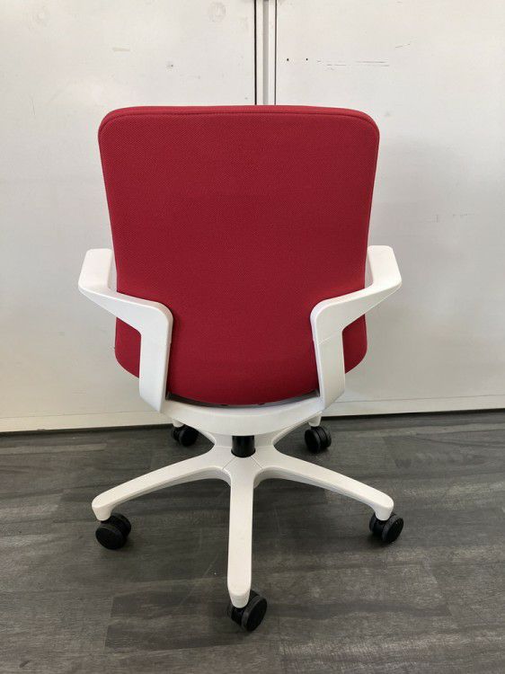 イトーキモーブシリーズ 固定肘付モーブチェア 商品画像4