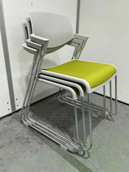 コクヨSatio(サティオ)シリーズ スタッキングチェア 商品画像7