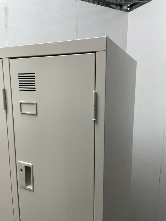ウチダ（内田洋行）6人用ロッカー 商品画像4