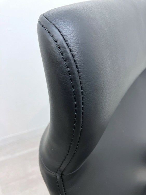 コクヨマネージメントチェア フィロソフィーシリーズ 固定肘付フィロソフィーチェア 商品画像16