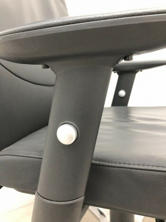 オカムラCEシリーズ 可動肘付役員チェア 商品画像14