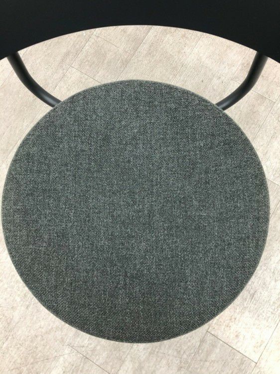 コクヨデイズオフィス ハングライクシリーズ ミーティングチェア 商品画像10