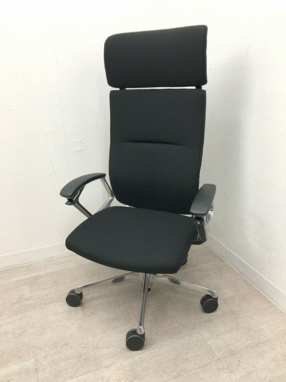 オカムラDuke(デューク)シリーズ 固定肘付デュークチェア 商品画像1