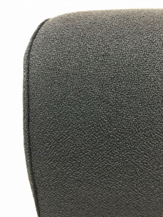 オカムラDuke(デューク)シリーズ 固定肘付デュークチェア 商品画像19