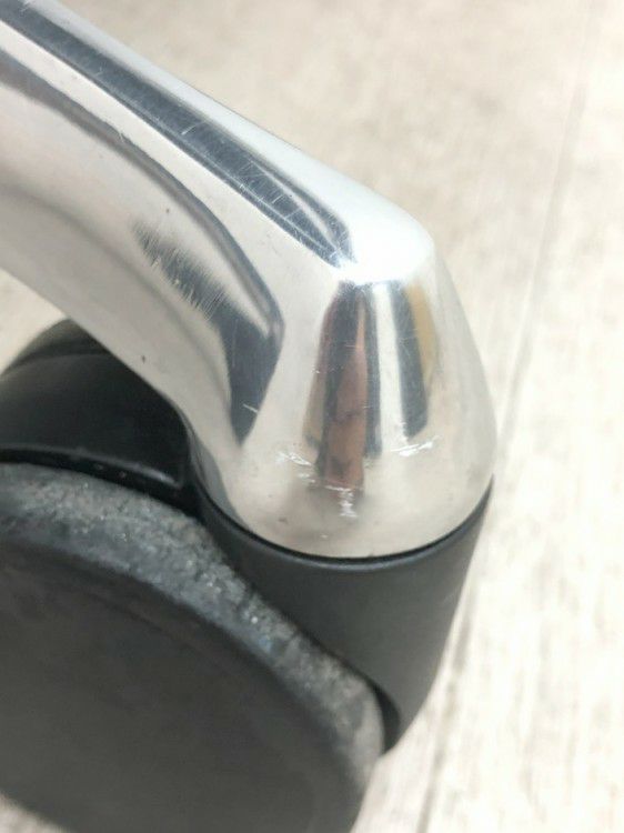 オカムラDuke(デューク)シリーズ 固定肘付デュークチェア 商品画像22