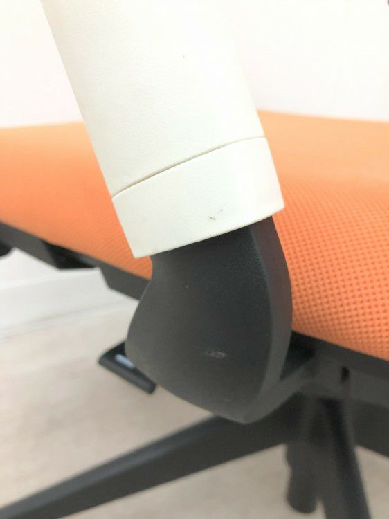 ウチダ（内田洋行）セレッツァ（Sellezza）チェア 可動肘付セレッツァチェア 商品画像10