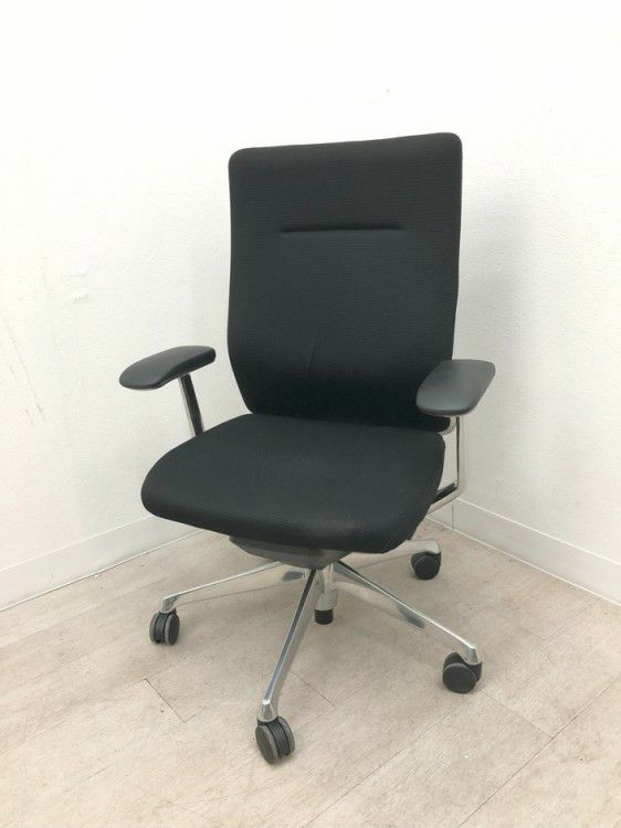 オカムラChoral（コーラル）チェア 固定肘付コーラルチェア 商品画像1