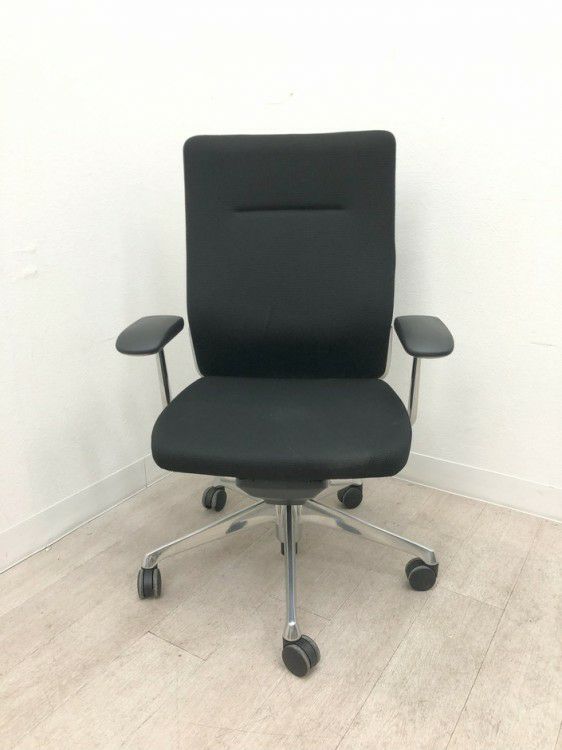 オカムラChoral（コーラル）チェア 固定肘付コーラルチェア 商品画像2