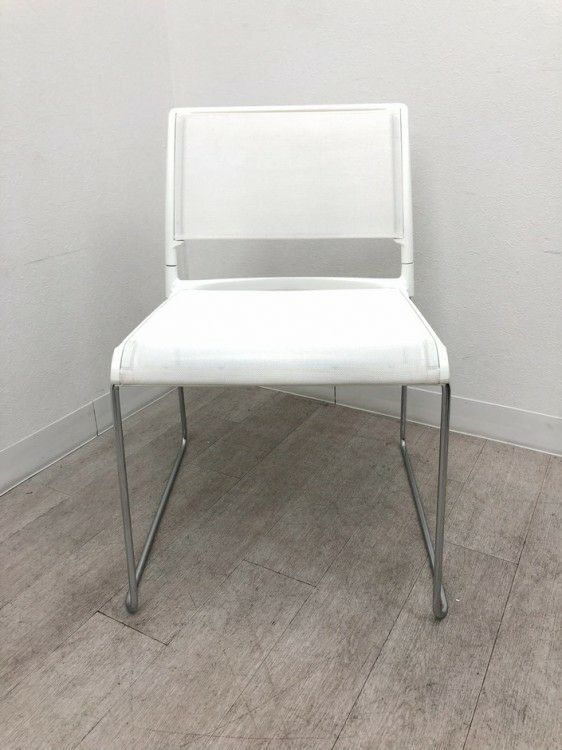 Wilkhahn（ウィルクハーン）エーライン（Aline）シリーズ スタッキングチェア 商品画像2