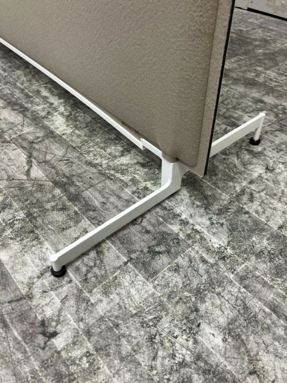 オカムラ自立パーテーション 商品画像5