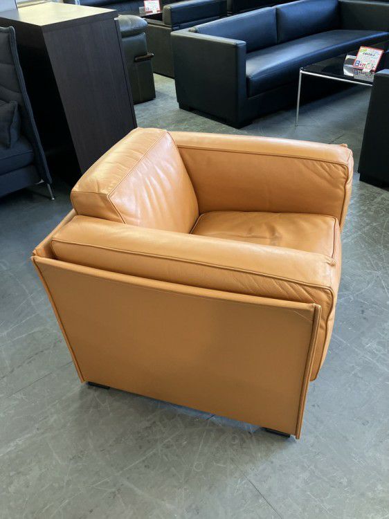 Cassina405 DUC デュックシリーズ 1人掛ソファ 商品画像2