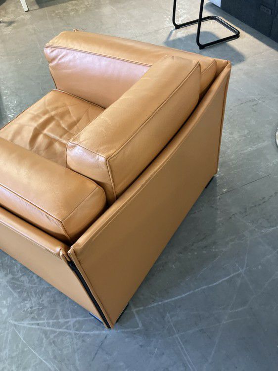 Cassina405 DUC デュックシリーズ 1人掛ソファ 商品画像4
