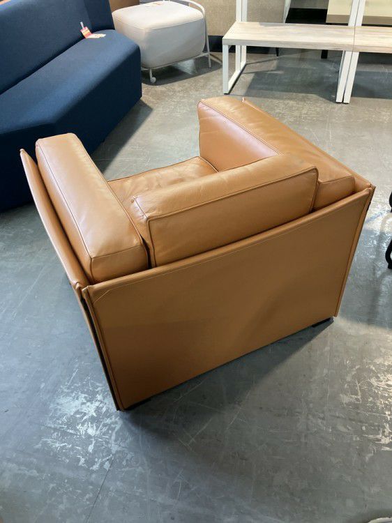 Cassina405 DUC デュックシリーズ 1人掛ソファ 商品画像4