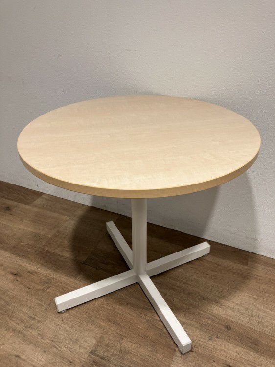 ウチダ（内田洋行）notio(ノティオ)シリーズ 丸テーブル 商品画像1