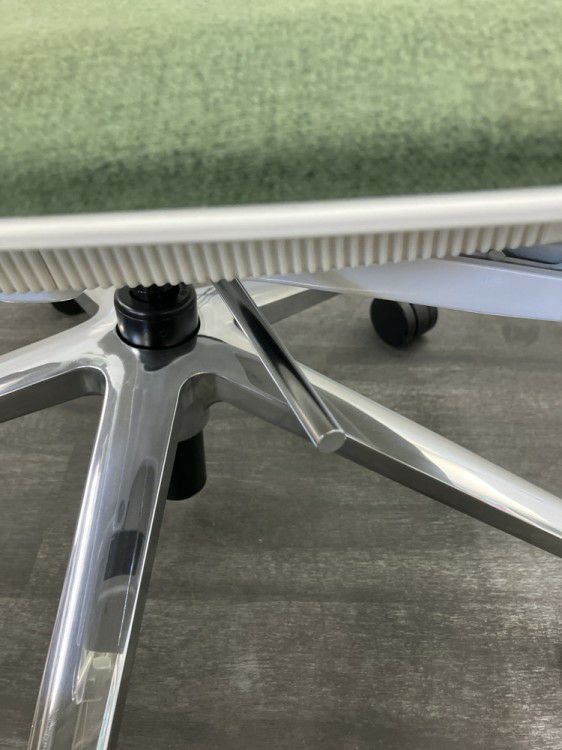 ウチダ（内田洋行）カゼトラシリーズ 固定肘付カゼトラチェア 商品画像6