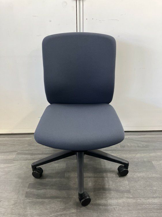 ウチダ（内田洋行）KRENE（クレネ）チェア クレネチェア 商品画像2