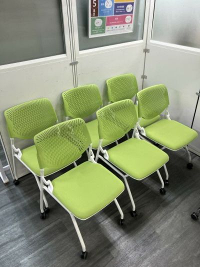 オカムラRuna(ルナ)シリーズ ネスティングチェア6脚セット 商品画像1