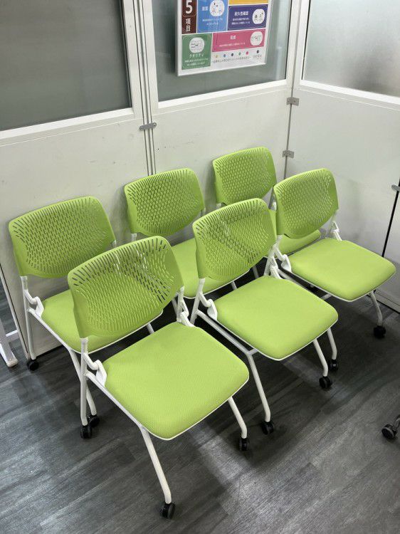 オカムラRuna(ルナ)シリーズ ネスティングチェア6脚セット 商品画像1