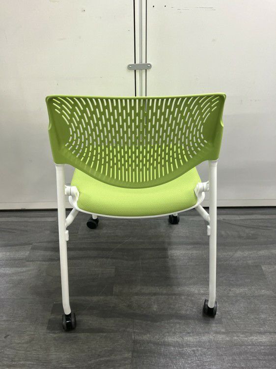 オカムラRuna(ルナ)シリーズ ネスティングチェア6脚セット 商品画像5