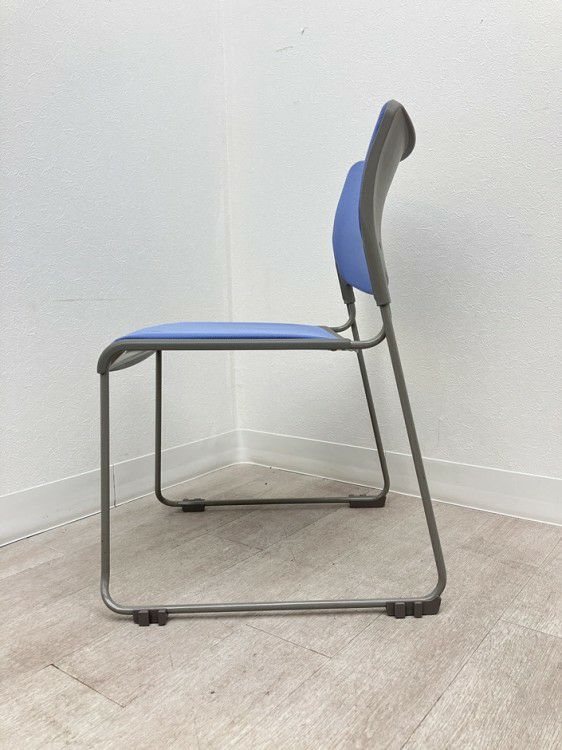 オカムラスタッキングチェア 商品画像3