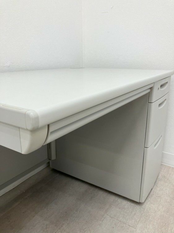 オカムラSDシリーズ 1100片袖デスク 商品画像5