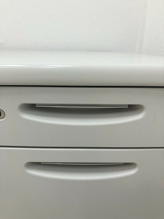 オカムラSDシリーズ 1100片袖デスク 商品画像9