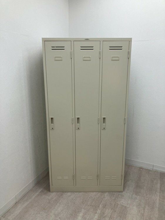 ライオン3人用ロッカー 商品画像2