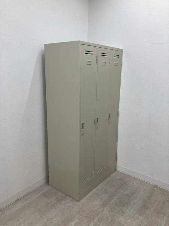 ライオン3人用ロッカー 商品画像3