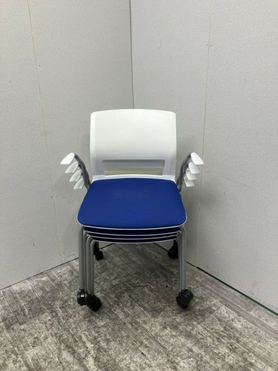 コクヨスタッキングチェア4脚セット 商品画像2