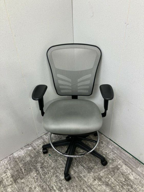 可動肘付ハイチェア 商品画像3