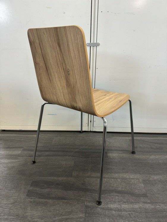 コクヨMycket(ミケット)シリーズ スタッキングチェア 商品画像2