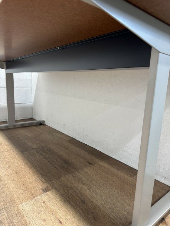 イトーキDCシリーズ ミーティングテーブル 商品画像6