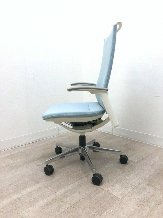 オカムラmode(モード)シリーズ 可動肘付モードチェア 商品画像3