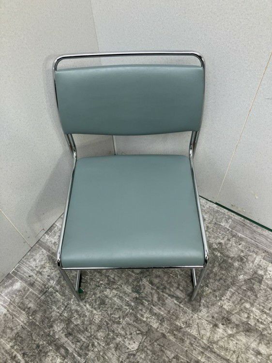 イトーキスタッキングチェア 商品画像3