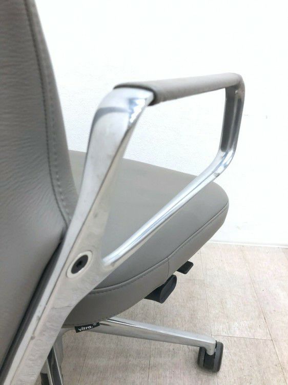 Vitra（ヴィトラ）AC4シリーズ 固定肘付AC4チェア 商品画像13