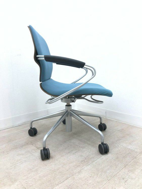 イトーキSINTA(シンタ)シリーズ ミーティングチェア 商品画像5