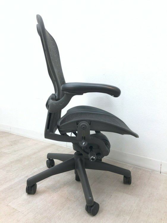 HermanMiller（ハーマンミラー）アーロンチェア 可動肘付アーロンチェア 商品画像5