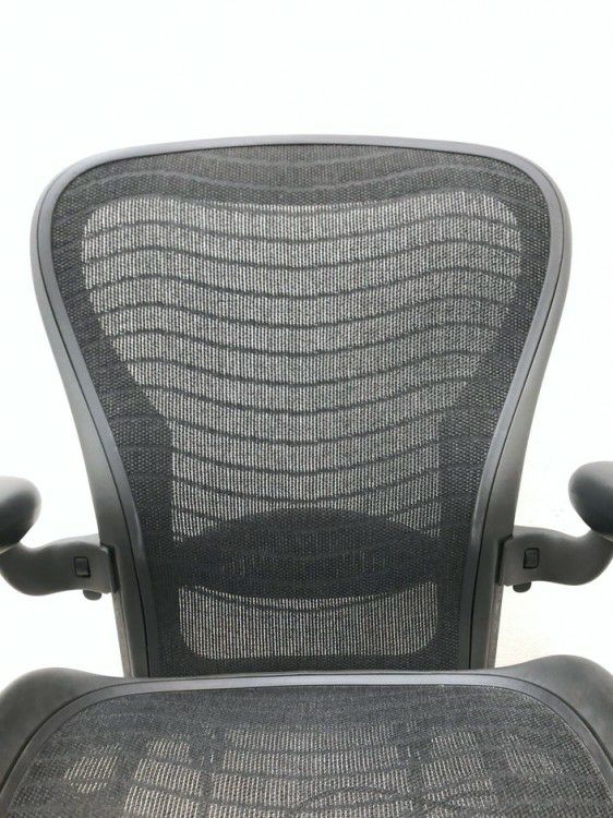 HermanMiller（ハーマンミラー）アーロンチェア 可動肘付アーロンチェア 商品画像8