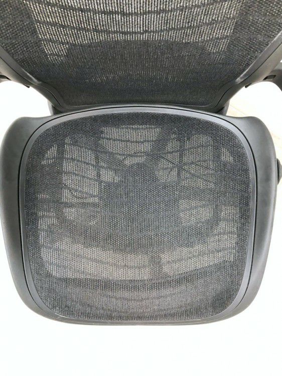 HermanMiller（ハーマンミラー）アーロンチェア 可動肘付アーロンチェア 商品画像9