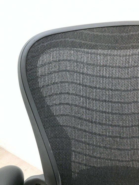 HermanMiller（ハーマンミラー）アーロンチェア 可動肘付アーロンチェア 商品画像10