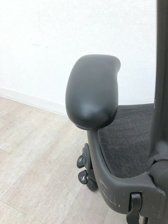 HermanMiller（ハーマンミラー）アーロンチェア 可動肘付アーロンチェア 商品画像16