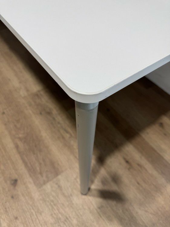 イトーキDCシリーズ ミーティングテーブル 商品画像3