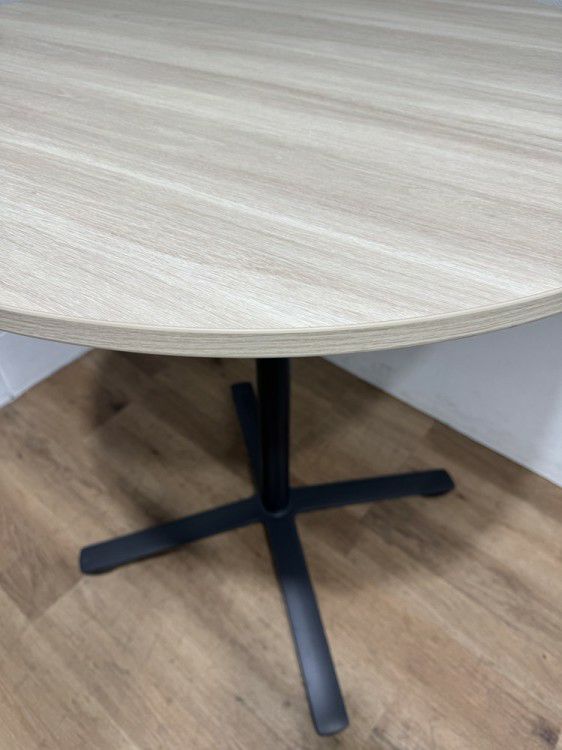 イトーキホバー（Hover）シリーズ 丸テーブル 商品画像3