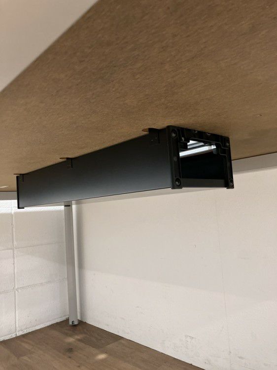 オカムラEX-F300シリーズ ミーティングテーブル 商品画像8