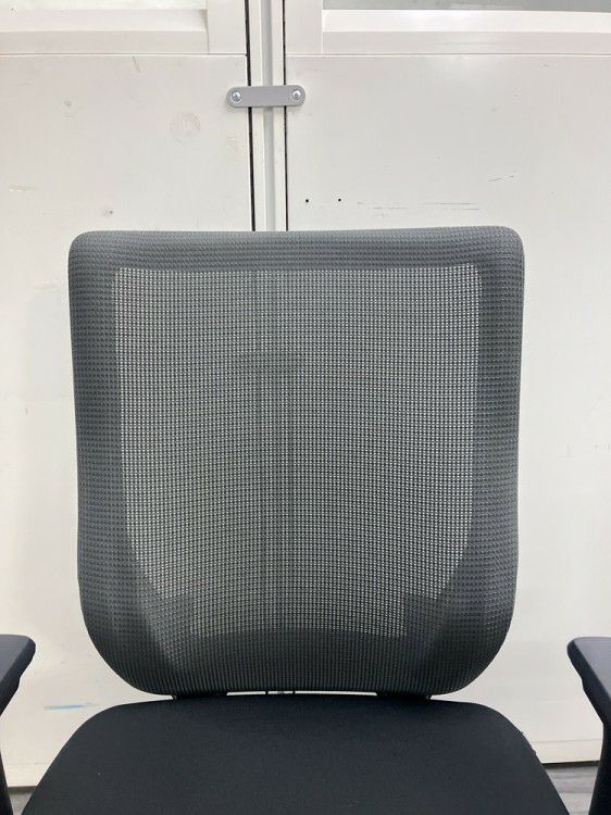 イトーキミレッザチェア 可動肘付ミレッザチェア 商品画像8