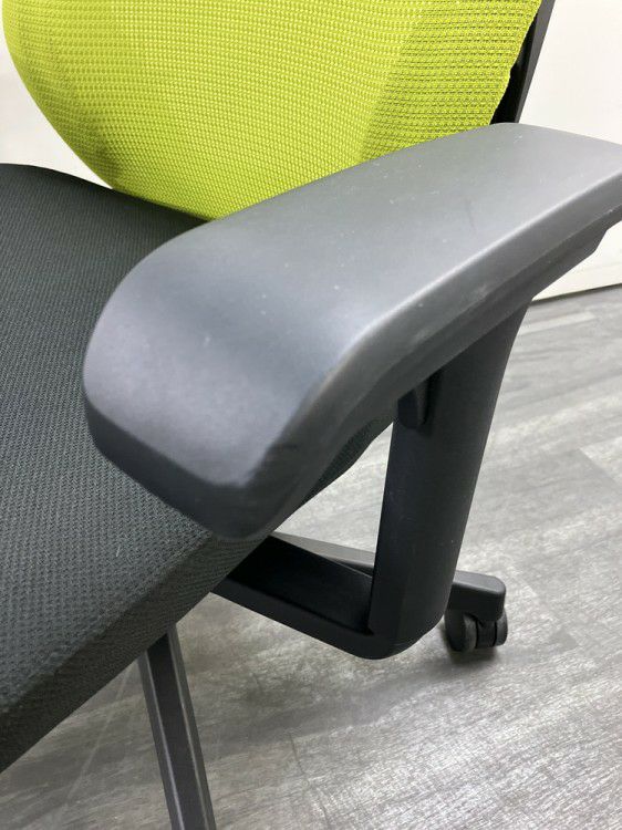 イトーキミレッザチェア 可動肘付ミレッザチェア 商品画像15