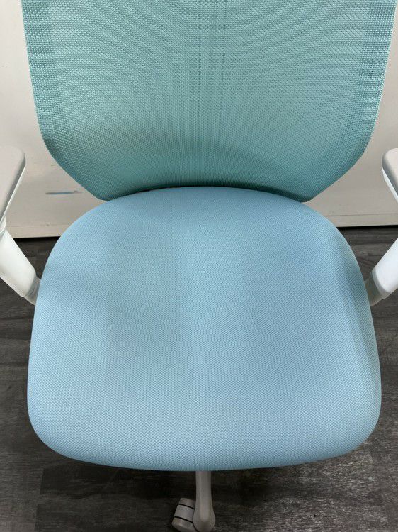 オカムラCG-M(シージーエム)シリーズ 可動肘付CG-Mチェア 商品画像8