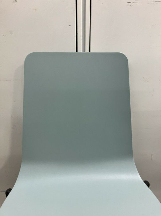 コクヨMycket(ミケット)シリーズ スタッキングチェア4脚セット 商品画像7