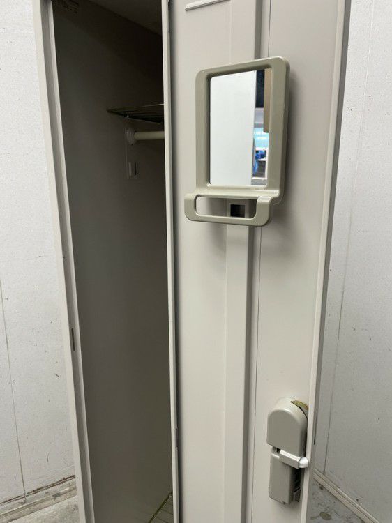 コクヨLKシリーズ　（コクヨ） 1人用ロッカー 商品画像11