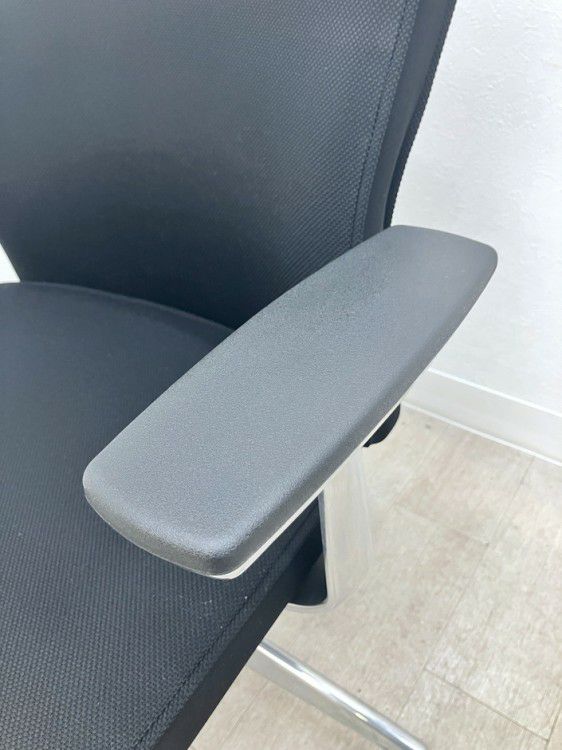 コクヨPUNTO(プント)チェア 固定肘付プントチェア 商品画像7